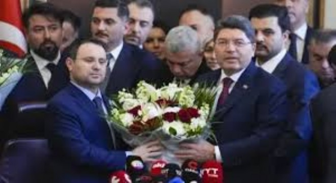 Akın Gürlek Görevi Yılmaz Tunç’tan Devraldı