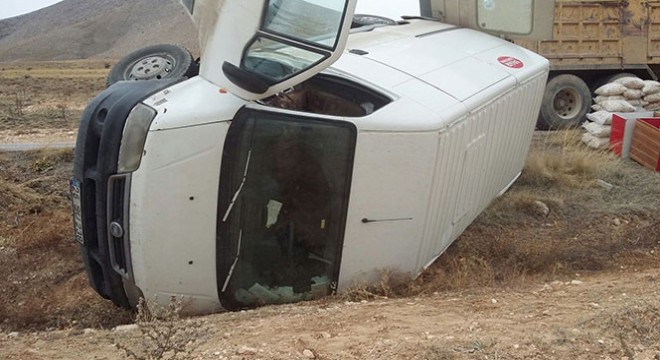 Günyüzü nde trafik kazası, 1 yaralı