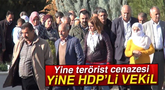 HDP’li vekil terörist cenazesine katıldı