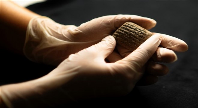 Hatay’da binlerce yıllık tablet gün yüzüne çıktı